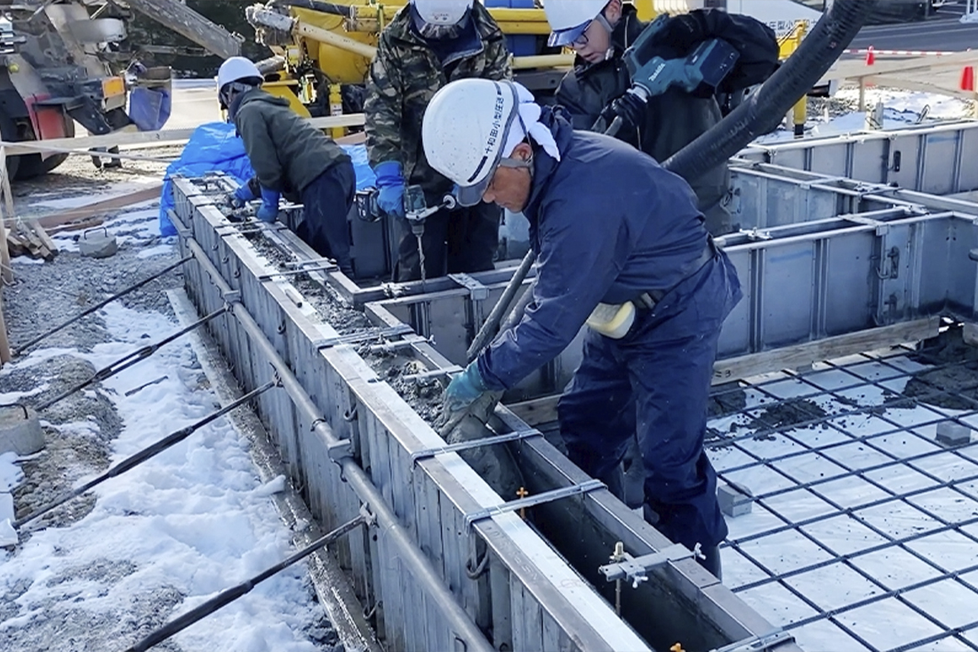 家の寿命を左右する、ミリ単位の精度で美しく組まれた基礎の配筋工事